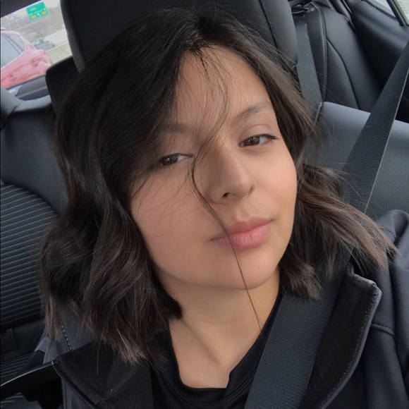 About me 💗 - Picture 1 of 5